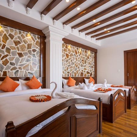 Airport Himalaya Boutique Hotel กาฐมาณฑุ ภายนอก รูปภาพ