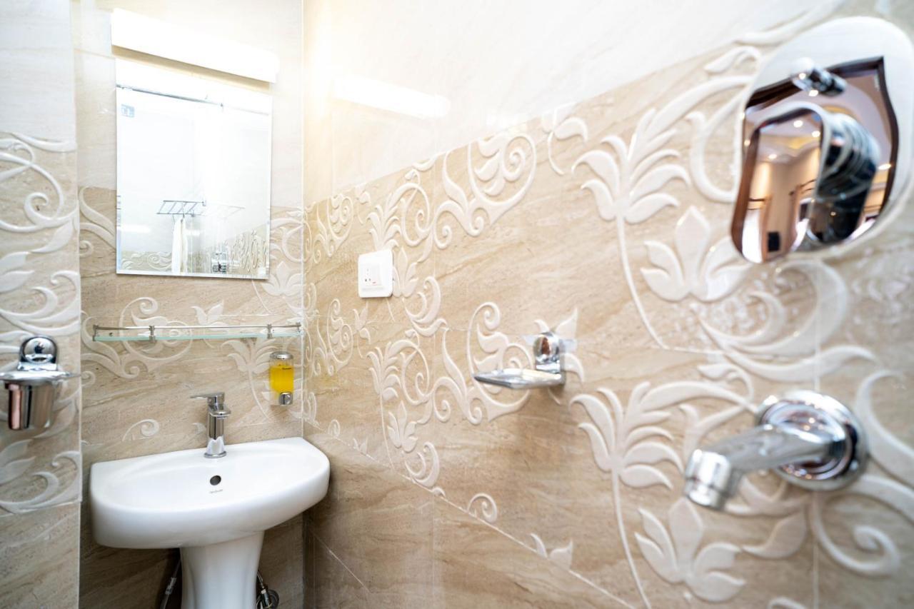 Airport Himalaya Boutique Hotel กาฐมาณฑุ ภายนอก รูปภาพ