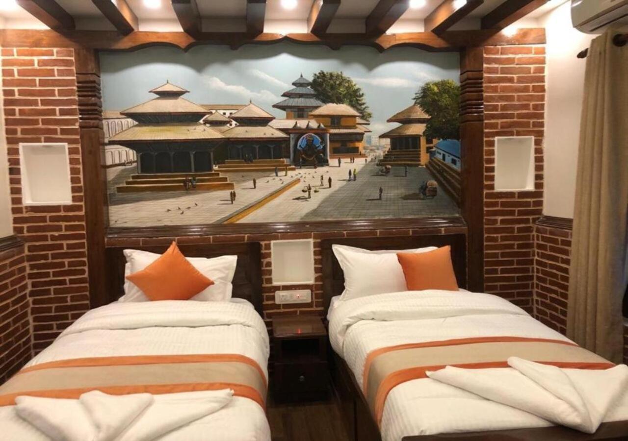 Airport Himalaya Boutique Hotel กาฐมาณฑุ ภายนอก รูปภาพ