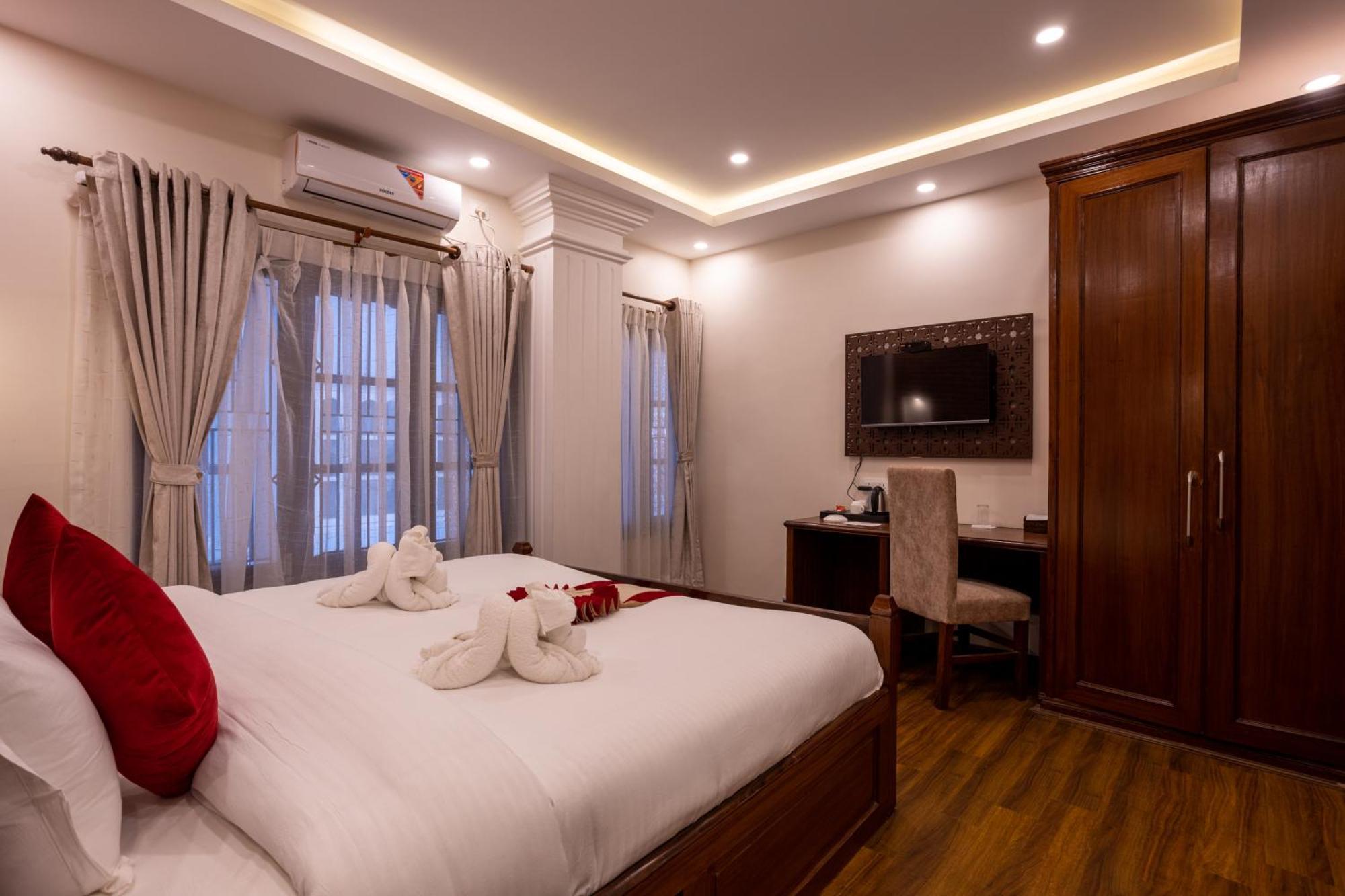 Airport Himalaya Boutique Hotel กาฐมาณฑุ ภายนอก รูปภาพ