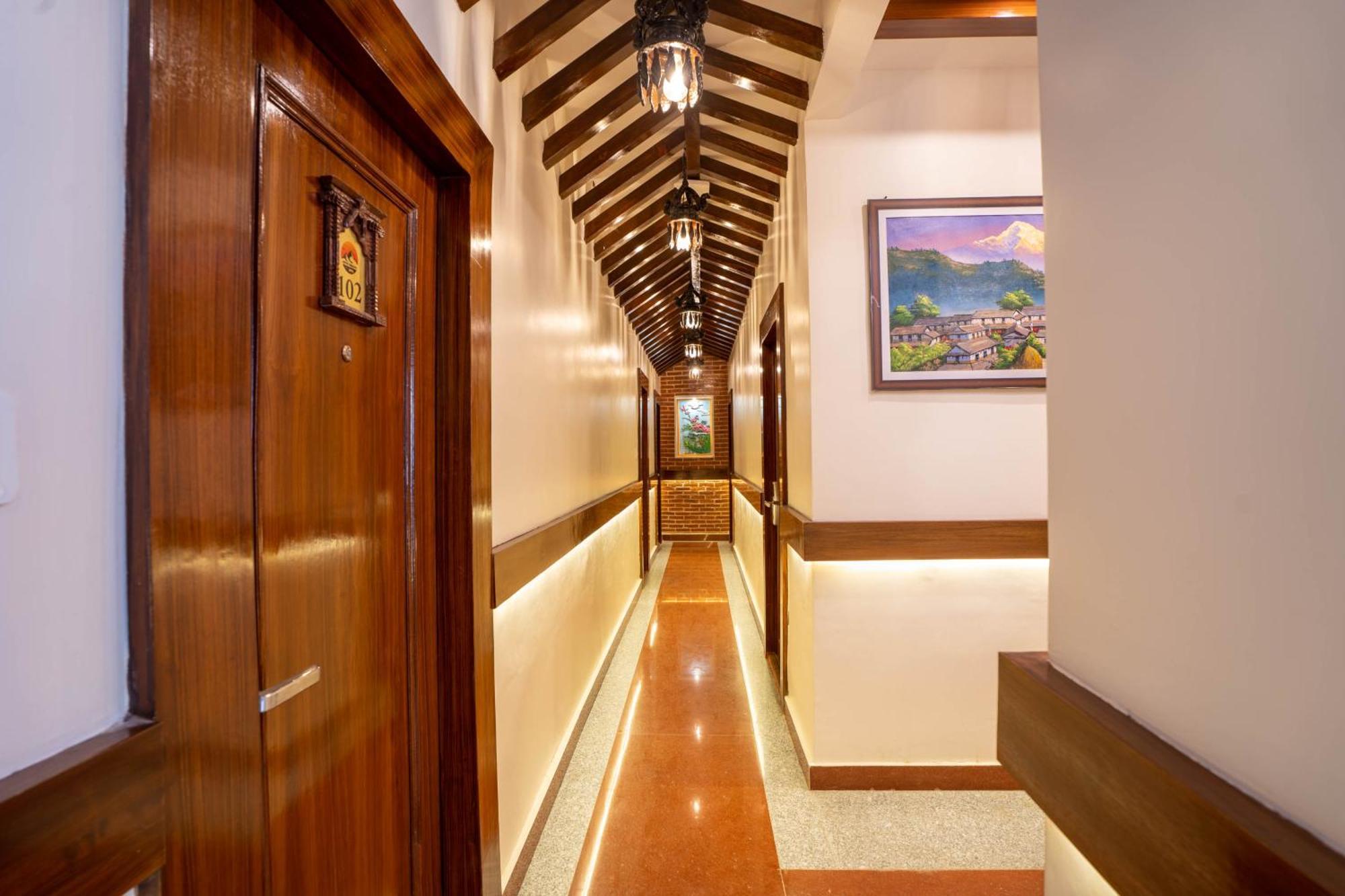Airport Himalaya Boutique Hotel กาฐมาณฑุ ภายนอก รูปภาพ